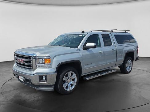 Used 2015 GMC Sierra 1500 SLE w/ SLE Value Package AWD/4WD image 5