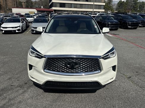 Used 2021 INFINITI QX50 Essential w/ Convenience Package image 2