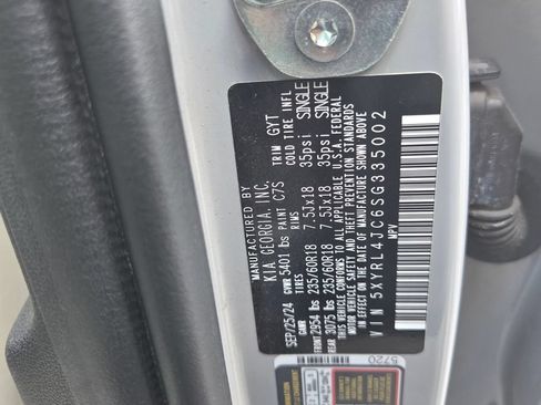 Certified 2025 Kia Sorento S w/ Panoramic Sunroof Package FWD image 22