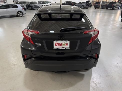 Used 2022 Toyota C-HR Nightshade FWD image 7