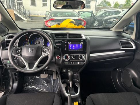 Used 2015 Honda Fit EX image 17