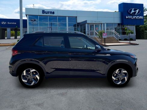 New 2026 Hyundai Venue SEL image 9