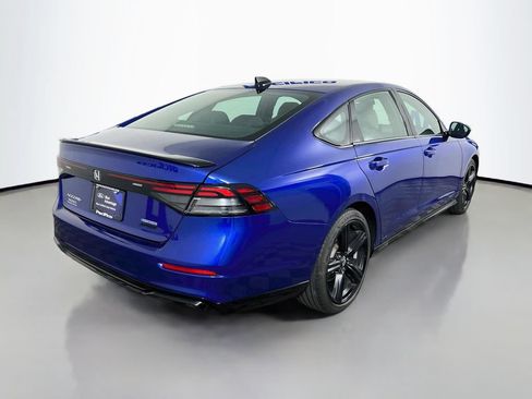 Used 2023 Honda Accord Sport image 9