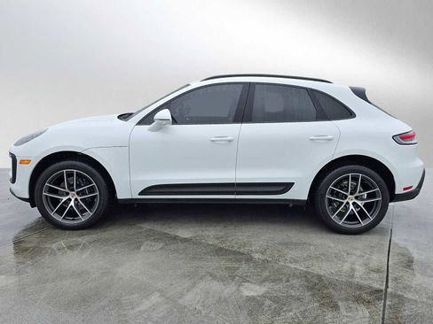 Used 2025 Porsche Macan image 4