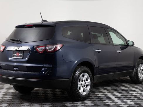 Used 2017 Chevrolet Traverse LS AWD/4WD image 7