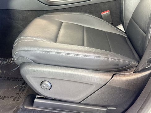 Used 2024 Mercedes-Benz GLE 450e 4MATIC image 18