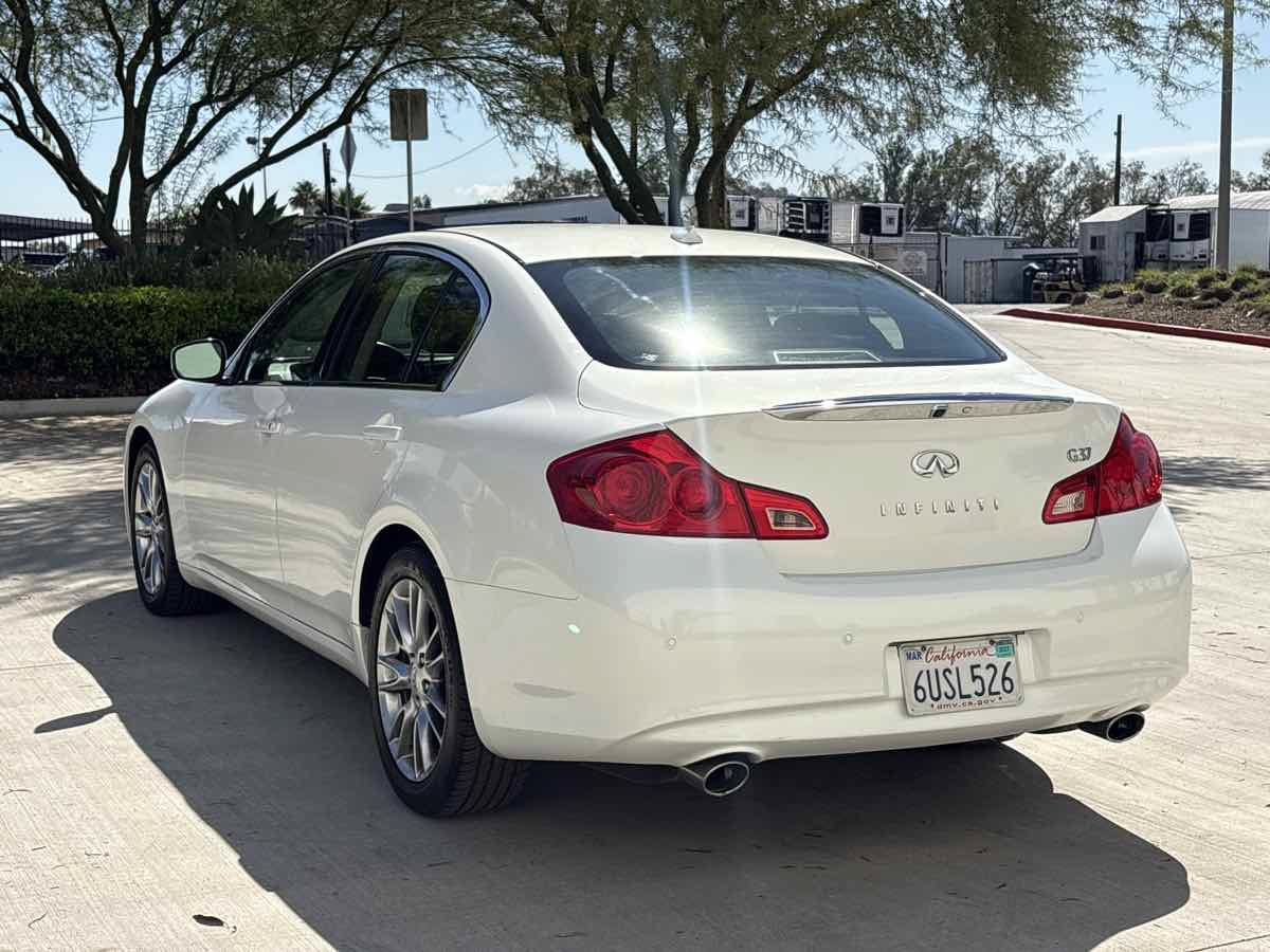 Used 2012 INFINITI G37 Journey w/ Premium Pkg RWD image 5
