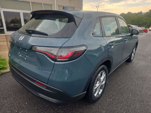 Used 2024 Honda HR-V LX image 5
