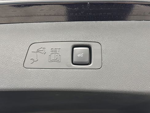 Used 2025 Lincoln Corsair Grand Touring w/ Equipment Group 301A AWD/4WD image 29