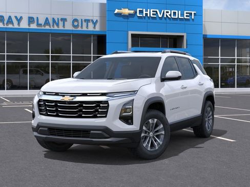 New 2026 Chevrolet Equinox LT FWD image 6