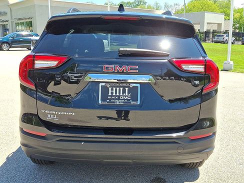 Certified 2023 GMC Terrain SLE w/ Driver Convenience Package FWD image 23