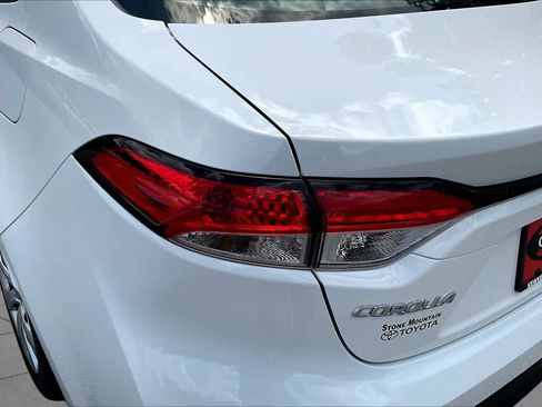 Used 2026 Toyota Corolla LE FWD image 28