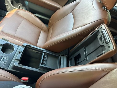 Used 2019 Subaru Outback 2.5i Touring AWD/4WD image 23
