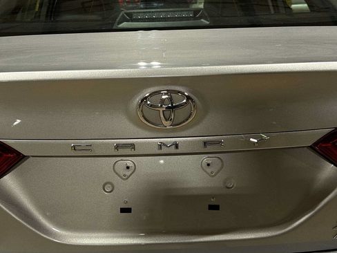 Used 2021 Toyota Camry XLE AWD/4WD image 25