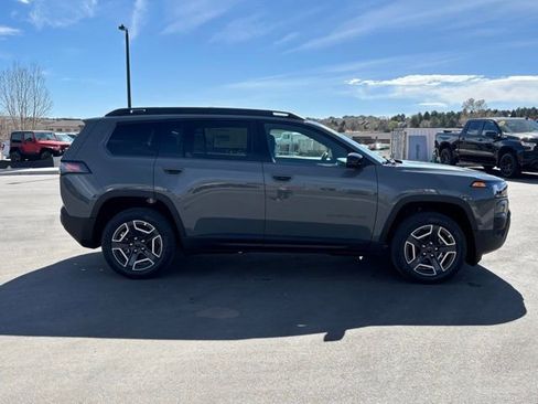 New 2026 Jeep Cherokee Laredo AWD/4WD image 6