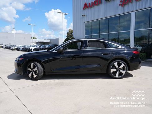 Used 2025 Audi A5 2.0T Premium w/ 19" Wheel Package AWD/4WD image 2