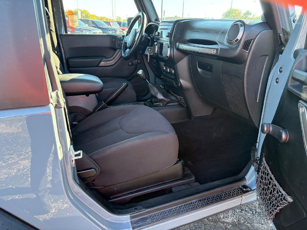 Used 2014 Jeep Wrangler Sport w/ Quick Order Package 23S AWD/4WD image 10