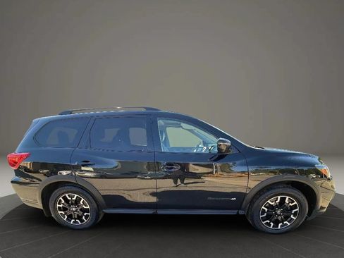 Used 2020 Nissan Pathfinder SL AWD/4WD image 4