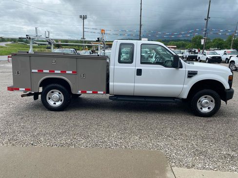 Used 2008 Ford F350 XL AWD/4WD image 2