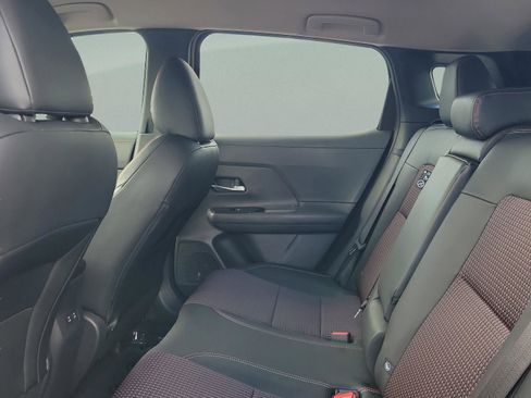 New 2026 Nissan Kicks SR image 7