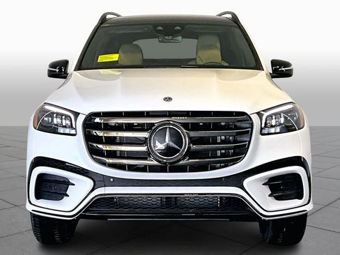 New 2026 Mercedes-Benz GLS 450 4MATIC image 2