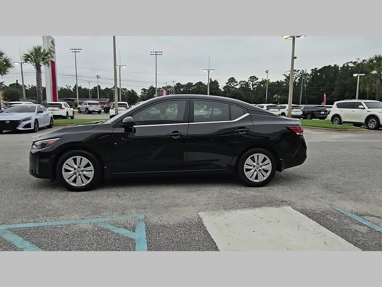 Used 2025 Nissan Sentra S FWD image 27