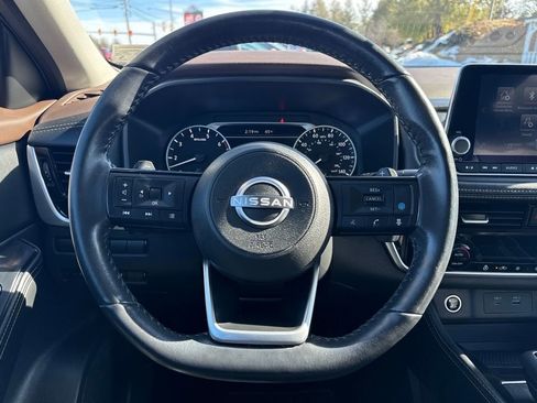 Used 2023 Nissan Rogue SL image 15