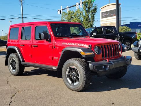 Used 2018 Jeep Wrangler Unlimited Rubicon w/ LED Lighting Group image 31
