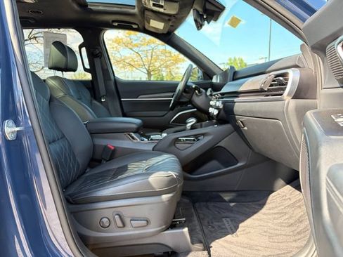 Certified 2025 Kia Telluride SX Prestige X-Line AWD/4WD image 9