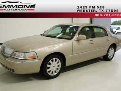 Used 2008 Lincoln Town Car Signature Limited