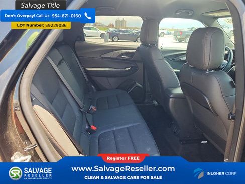 Used 2023 Chevrolet TrailBlazer RS w/ Convenience Package FWD image 15