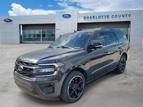 Certified 2024 Ford Expedition Limited RWD image 2