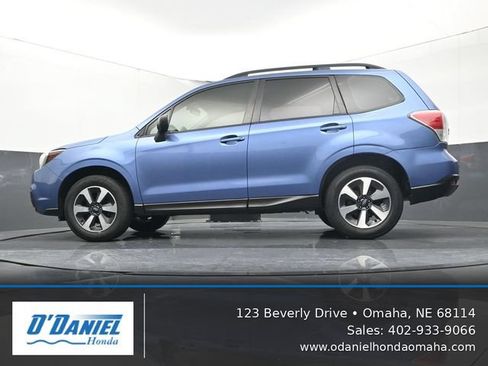 Used 2017 Subaru Forester 2.5i w/ Alloy Wheel Package AWD/4WD image 10