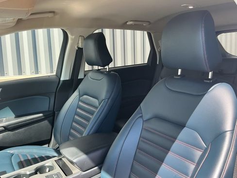Used 2023 Ford Edge SEL w/ Sport Appearance Package AWD/4WD image 9