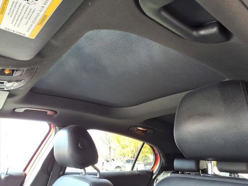 Used 2018 Mercedes-Benz GLA 250 4MATIC image 19