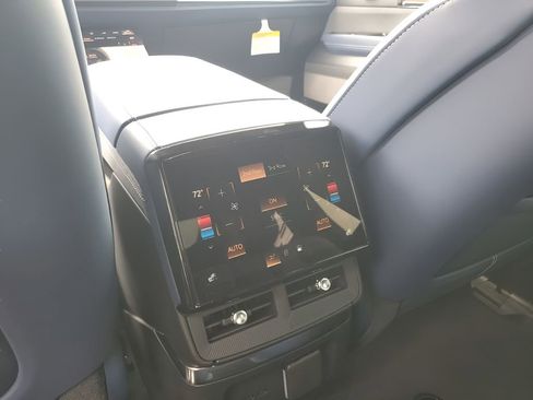 New 2026 Cadillac Vistiq Premium Luxury image 21