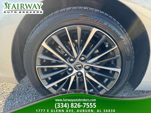 Used 2023 Lexus ES 350 w/ Premium Package image 32