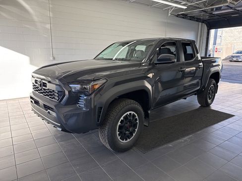 New 2026 Toyota Tacoma TRD Off-Road image 4