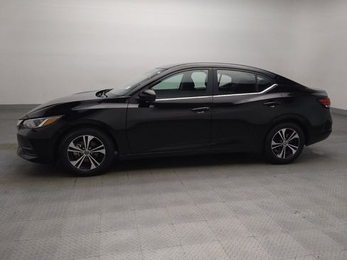 Used 2022 Nissan Sentra SV FWD image 2