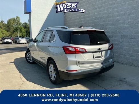 Used 2020 Chevrolet Equinox LT FWD image 9