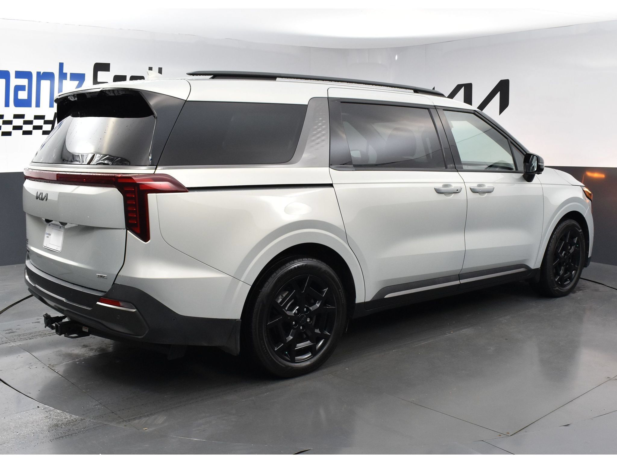 Used 2025 Kia Carnival SX Prestige FWD image 5