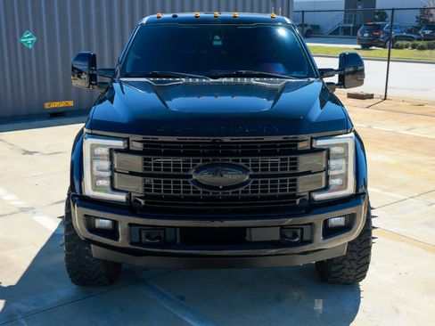 Used 2017 Ford F450 Platinum w/ Platinum Ultimate Package image 20