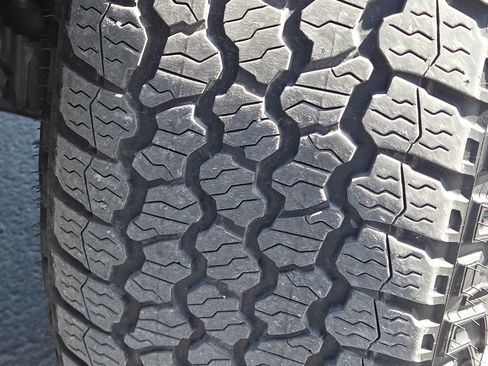 Used 2024 Toyota Tacoma Trailhunter image 18