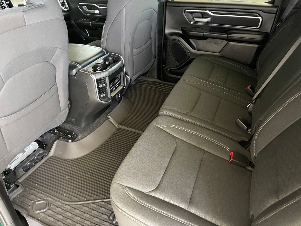 New 2026 RAM 1500 Big Horn AWD/4WD image 11