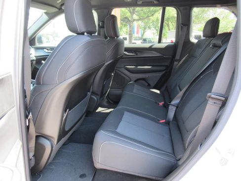 New 2026 Jeep Grand Cherokee Laredo w/ MOPAR Finishing Package RWD image 31
