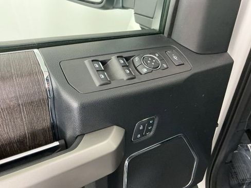 Used 2021 Ford F250 Lariat AWD/4WD image 16