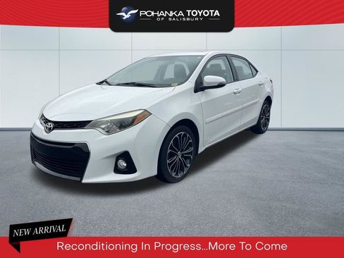 Used 2015 Toyota Corolla S w/ Body Protection Package #1 FWD image 1