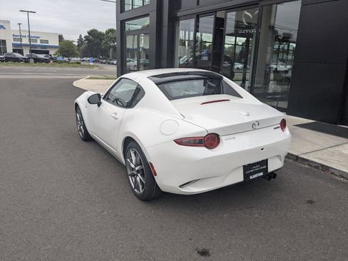 Used 2023 MAZDA MX-5 Miata Grand Touring RWD image 4