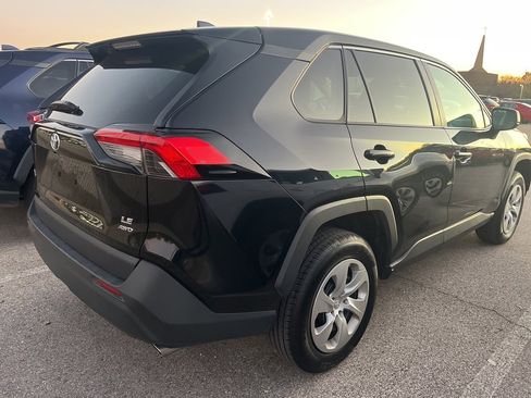 Used 2024 Toyota RAV4 LE image 4