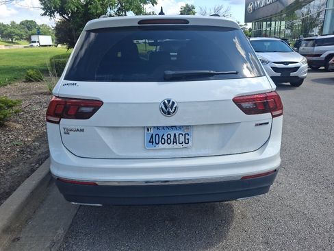 Used 2021 Volkswagen Tiguan SE AWD/4WD image 5